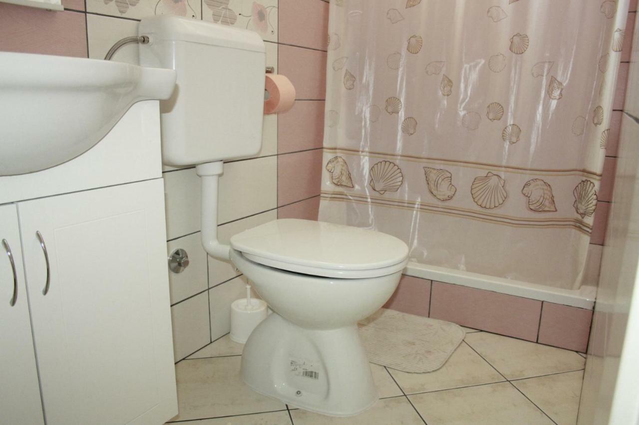 Guesthouse Matusan'S Place Banjol Bagian luar foto